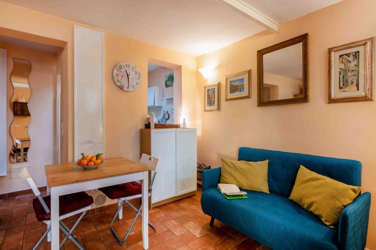 Apartament San Frediano Cozy Studio With Private Patio Florencja Zewnętrze zdjęcie